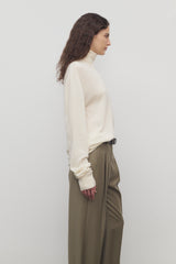 Lizzy カシミアトップス