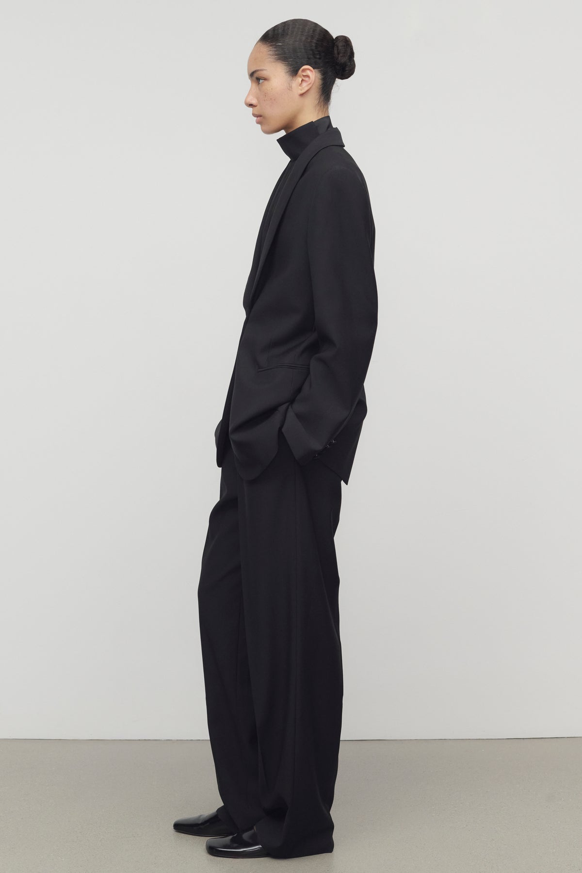 Mikkela Pantalon en Laine Vierge