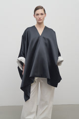 Cedarシルクとビスコースのトップス