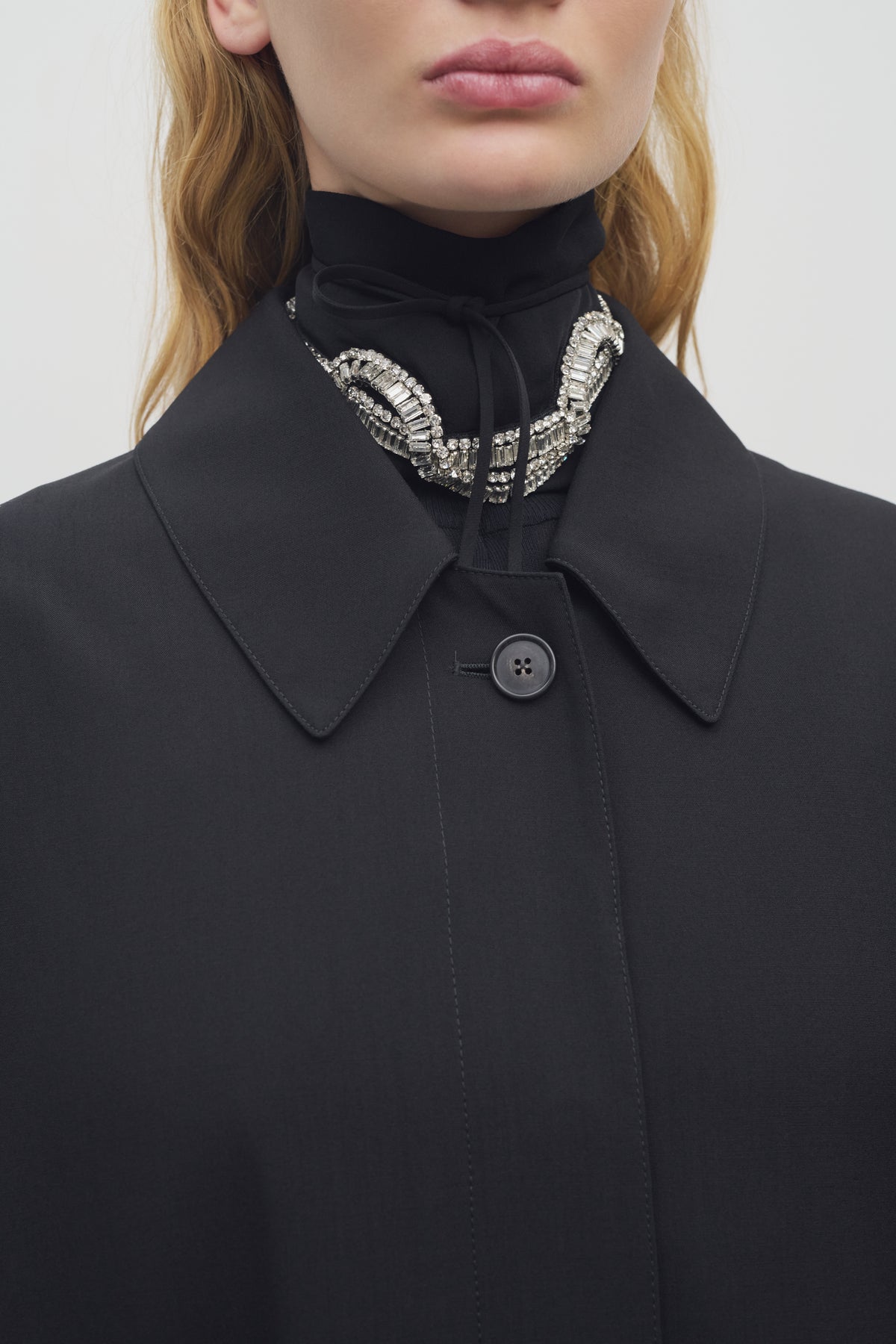 Katelis Jabot 真丝衣领