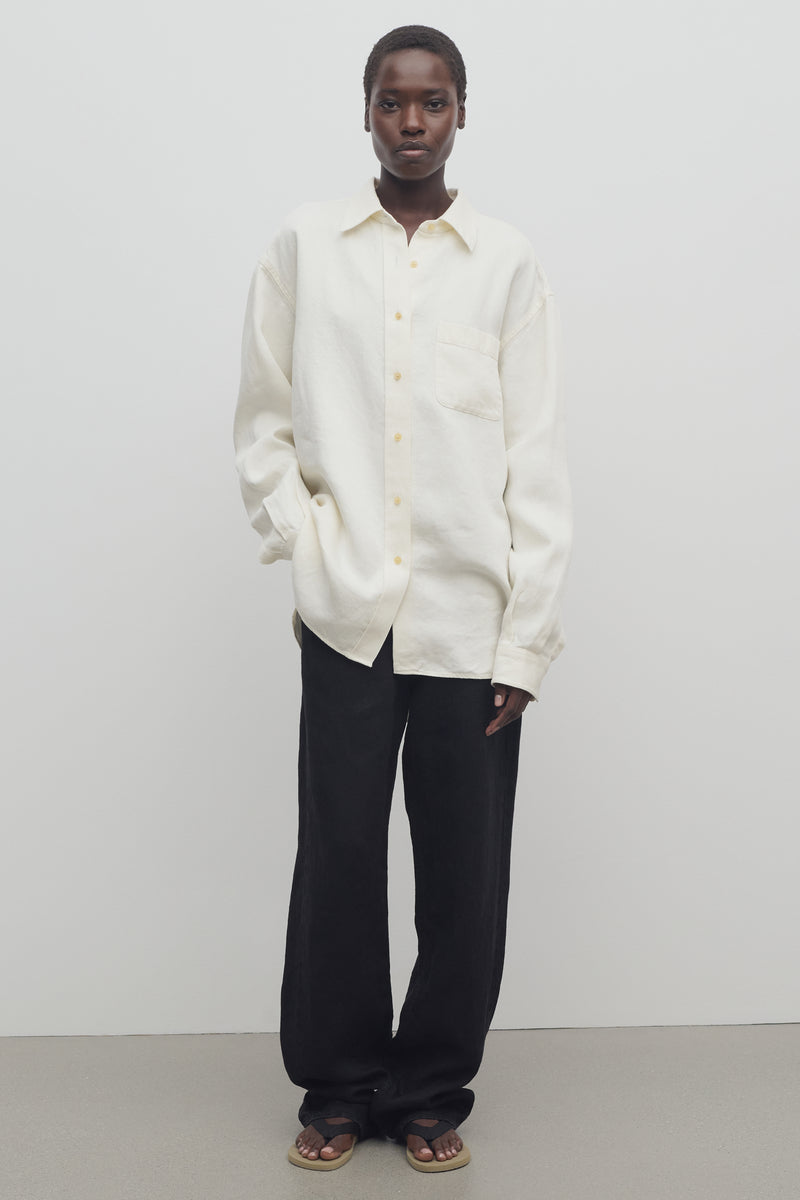 Tarley Jean in Linen