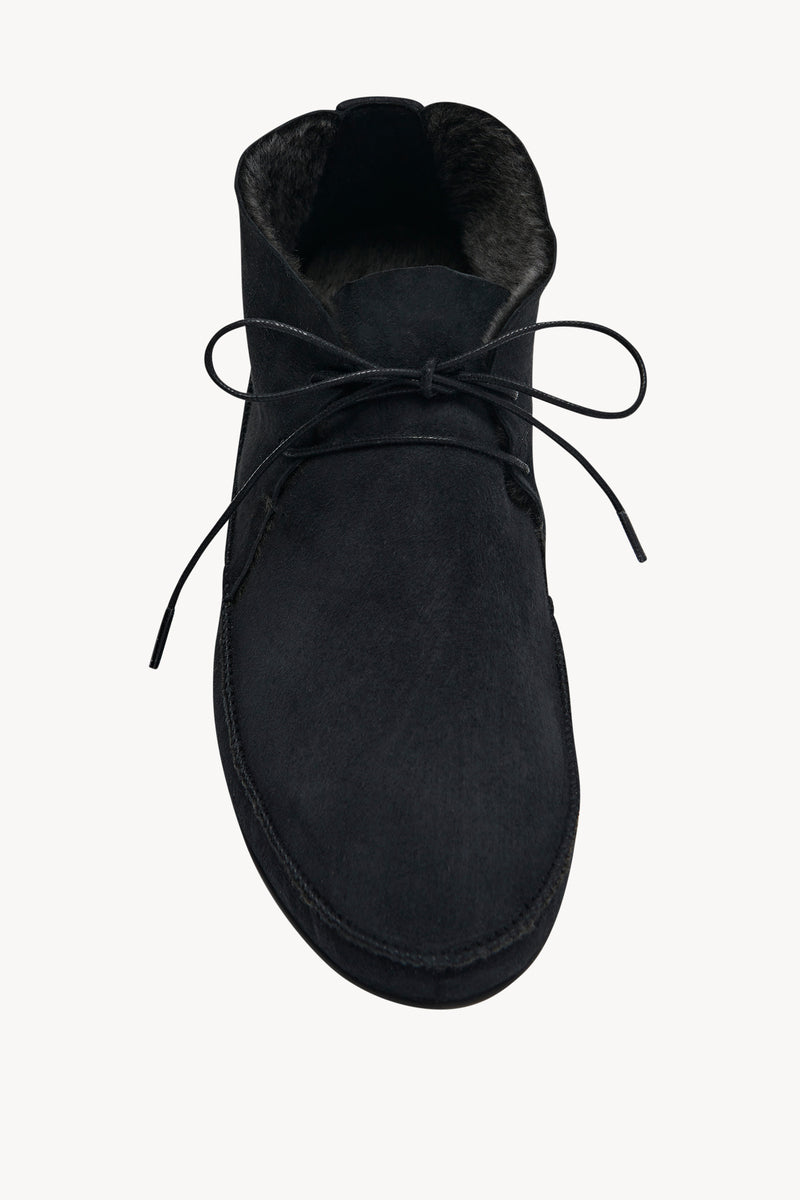 Tyler Lace Up Shoe in Suede