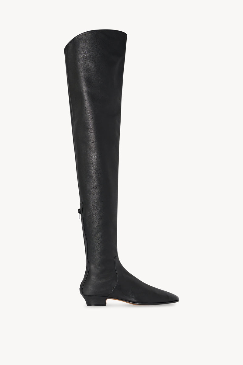 Awar Knee Boot in Leather