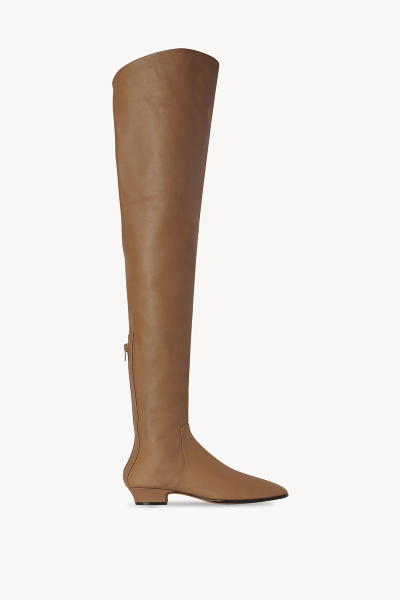 Awar Knee Boot in Leather