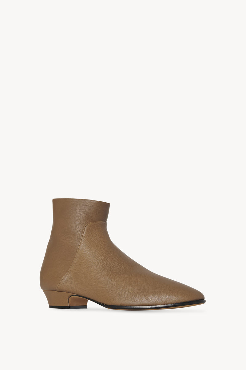 Awar Ankle Boot in Leather