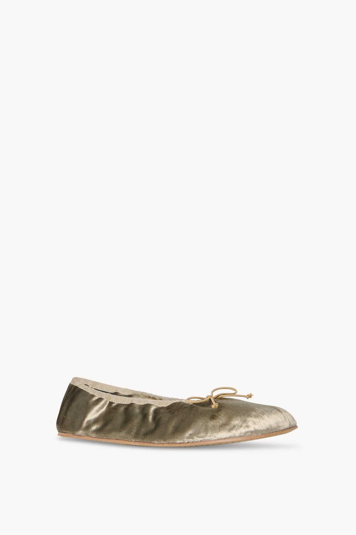 Round Ballet Flat in Velvet