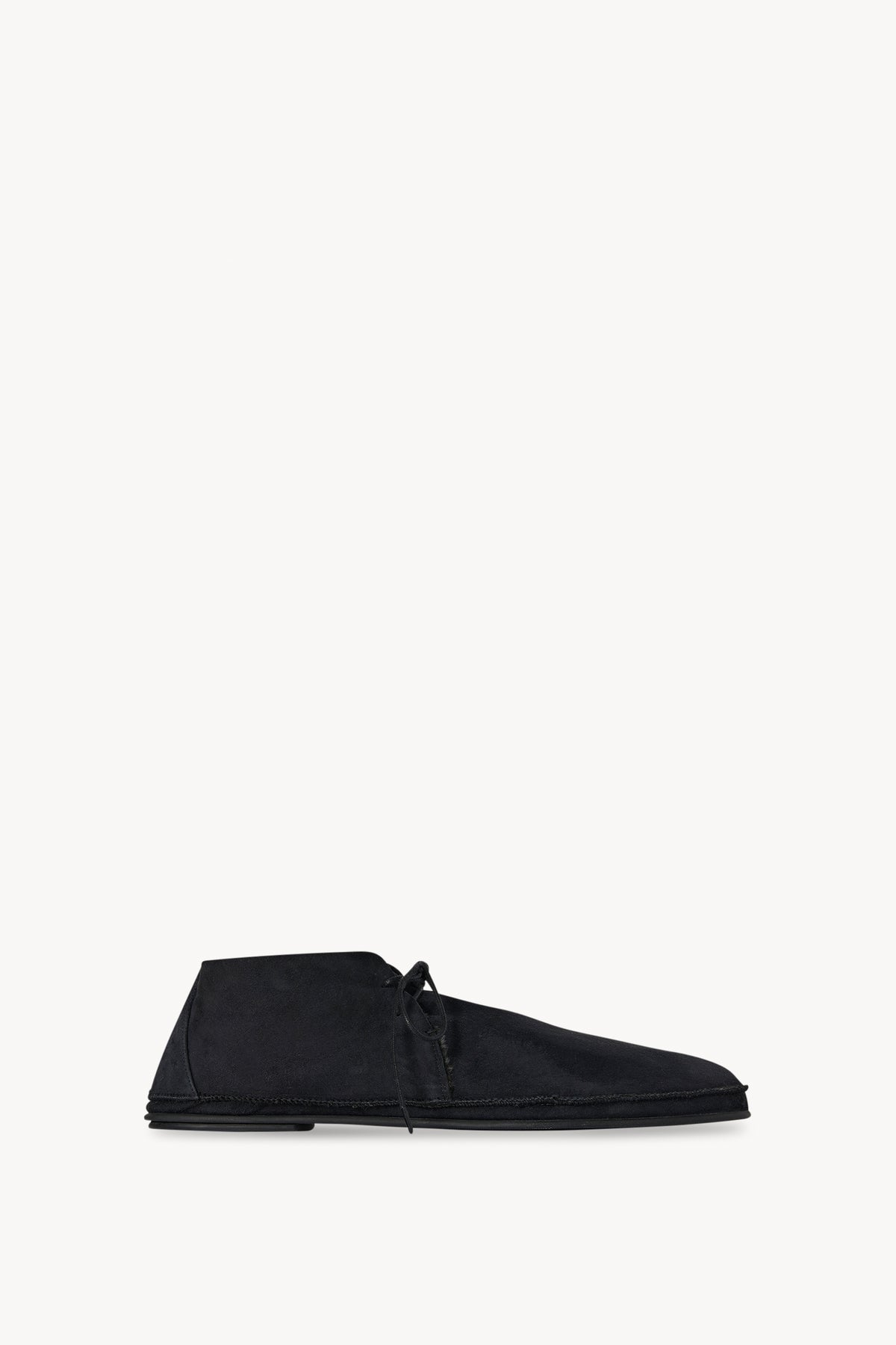 Tyler Lace Up Shoe in Suede