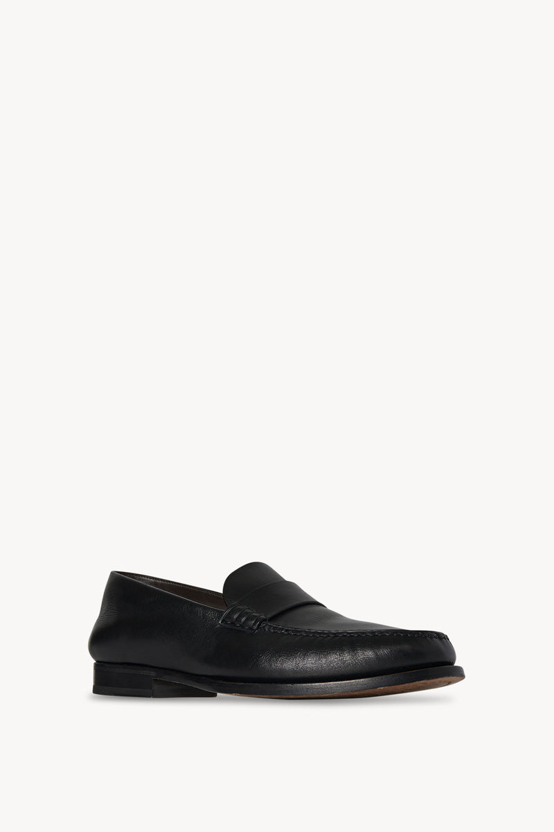 Novus Moccasin in Leather