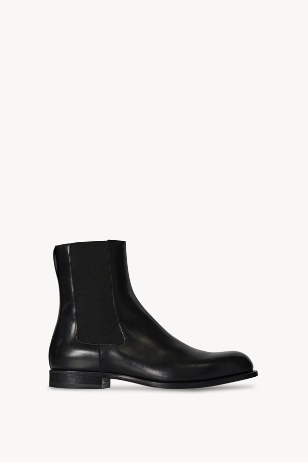 Novus Chelsea Boot in Leather