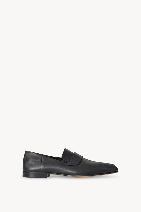 Classic Loafer in Leather