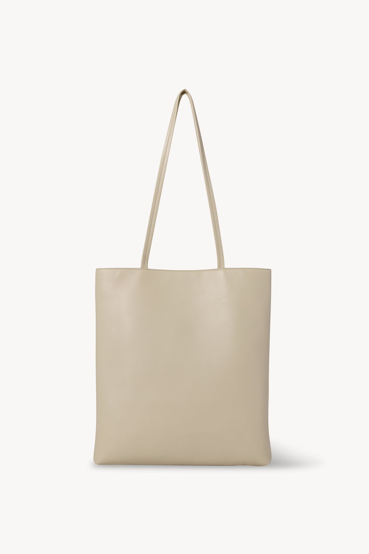 Flat Tote in Leather